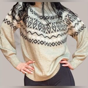 Cozy Patterned Cream and Black Sweater